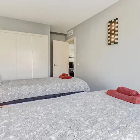 Ramon Apartment