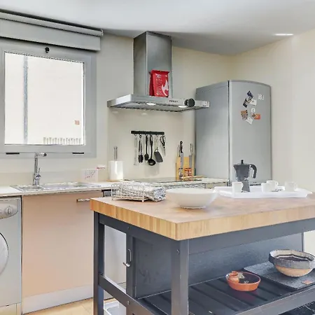 Ramon Apartment