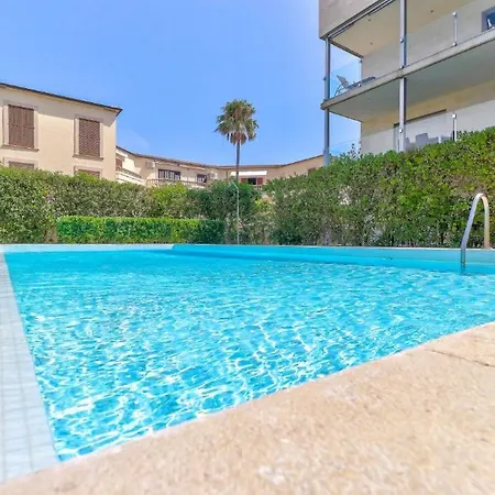Ramon Apartment *